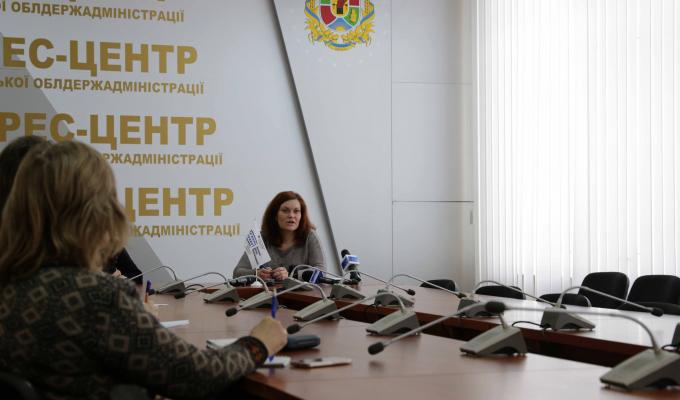 Старобільська районна військова адміністрація Луганської області привітала дітей військових та рятувальників, які є учасниками бойових дій
