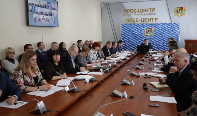 Рік доріг на Луганщині: окреслено плани щодо ремонту автошляхів місцевого значення Рік доріг на Луганщині: окреслено плани щодо ремонту автошляхів місцевого значення