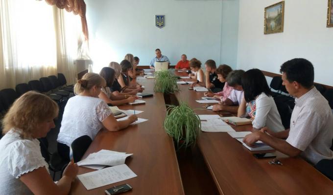 Організаційний комітет з підготовки та відзначення Дня Державного Прапора України та 27-ї річниці незалежності України Організаційний комітет з підготовки та відзначення Дня Державного Прапора України та 27-ї річниці незалежності України