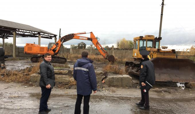 Проведена перевірка стану готовності підприємств, установ та організацій Старобільського району до роботи у складних умовах осінньо-зимового періоду 2017-2018 років Проведена перевірка стану готовності підприємств, установ та організацій Старобільського району до роботи у складних умовах осінньо-зимового періоду 2017-2018 років