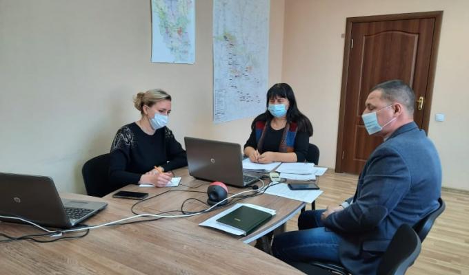 Нагадаємо: у зв'язку зі збільшенням бажаючих отримати щеплення, центри масової вакцинації на Луганщині працюють до 18 години Нагадаємо: у зв'язку зі збільшенням бажаючих отримати щеплення, центри масової вакцинації на Луганщині працюють до 18 години