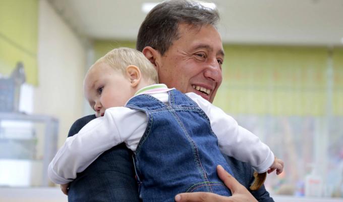 У Сєвєродонецьку відбулися обласні урочистості з нагоди Дня усиновлення У Сєвєродонецьку відбулися обласні урочистості з нагоди Дня усиновлення