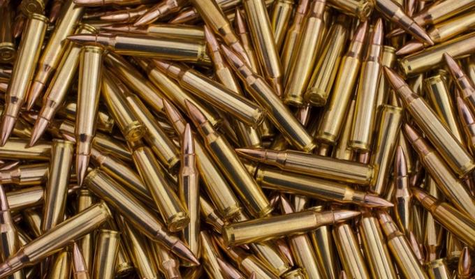 Мешканку району засуджено до 3 років позбавлення волі за незаконне придбання, зберігання та носіння бойових припасів без передбаченого законом дозволу Мешканку району засуджено до 3 років позбавлення волі за незаконне придбання, зберігання та носіння бойових припасів без передбаченого законом дозволу