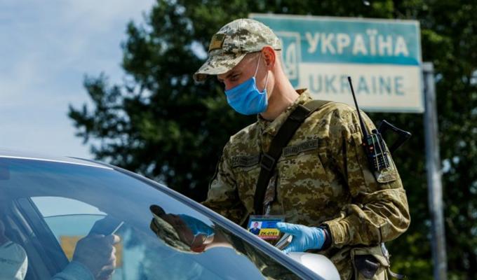 Прикордонники мають право здійснювати поверхневу перевірку осіб, речей, транспортних засобів