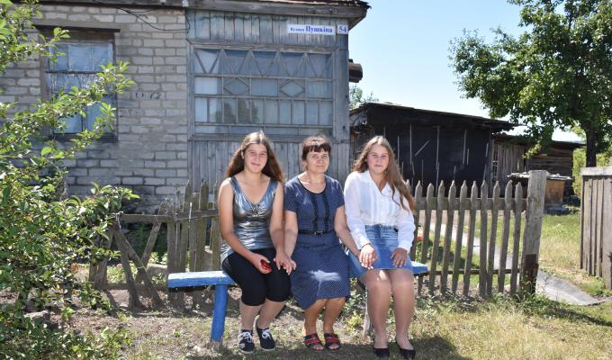 Дві дитини-сироти отримали нову родину Дві дитини-сироти отримали нову родину