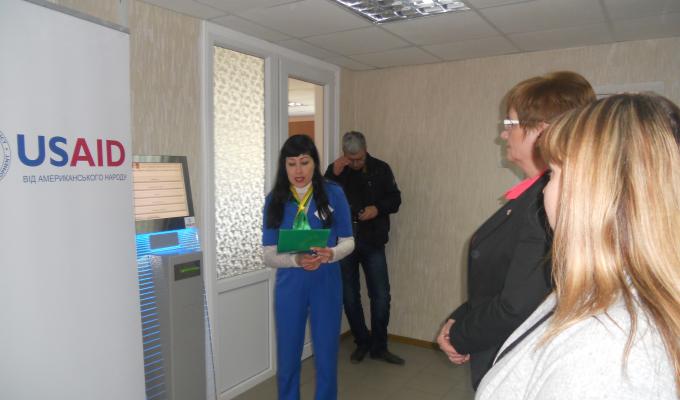 В Старобільському Центрі з надання адміністративних послуг запрацювала електронна черга В Старобільському Центрі з надання адміністративних послуг запрацювала електронна черга