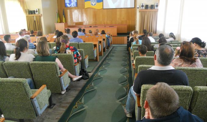 Зустріч народного депутата України з внутрішньо переміщеними особами, які проживають в Старобільському районі Зустріч народного депутата України з внутрішньо переміщеними особами, які проживають в Старобільському районі