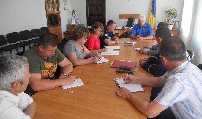 Нарада у голови райдержадміністрації з балансоутримувачами стосовно проведення (завершення) технічної інвентаризації захисних споруд Нарада у голови райдержадміністрації з балансоутримувачами стосовно проведення (завершення) технічної інвентаризації захисних споруд