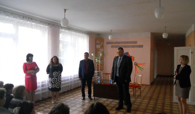 Робочий візит першого заступника голови райдержадміністрації Олександра Калініна до Світлівської та Калмиківської сільських рад Робочий візит першого заступника голови райдержадміністрації Олександра Калініна до Світлівської та Калмиківської сільських рад