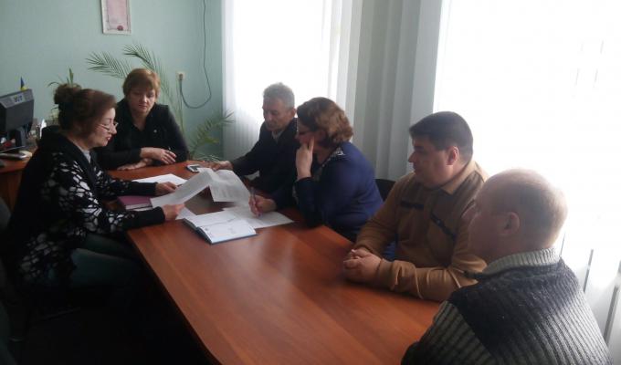 Нарада за участю автоперевізників Старобільського району та керівників структурних підрозділів Старобільської РДА з питань забезпечення безпеки дорожнього руху Нарада за участю автоперевізників Старобільського району та керівників структурних підрозділів Старобільської РДА з питань забезпечення безпеки дорожнього руху