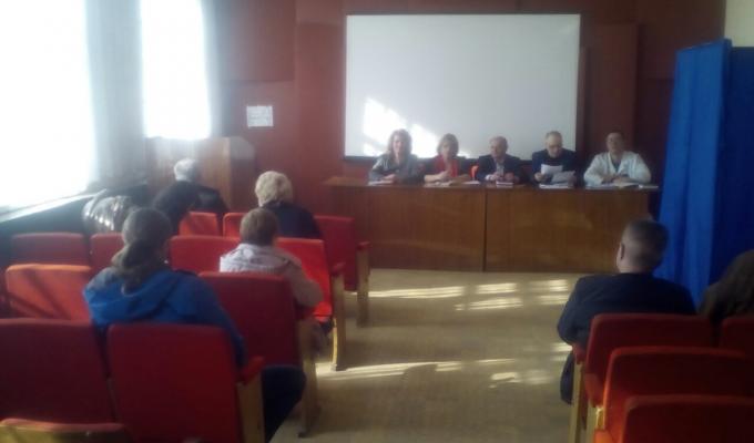 Нарада з працівниками лікувальних закладів Нарада з працівниками лікувальних закладів
