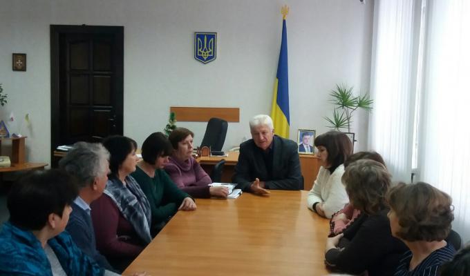 Нарада голови Старобільської райдержадміністрації з директорами шкіл Нарада голови Старобільської райдержадміністрації з директорами шкіл