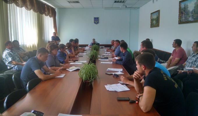 Відбулася нарада щодо стану підготовки сільськогосподарських підприємств району до проведення збиральних робіт 