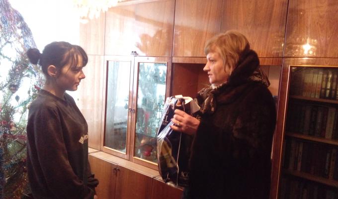 Дітям із сімей загиблих учасників АТО вручили подарунки від Президента України Дітям із сімей загиблих учасників АТО вручили подарунки від Президента України