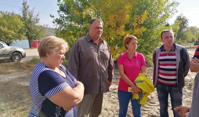 Виїзна нарада під керівництвом в.о. голови Старобільської райдержадміністрації Олександра Калініна Виїзна нарада під керівництвом в.о. голови Старобільської райдержадміністрації Олександра Калініна