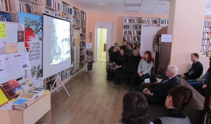 Година вшанування сторіччя бою під Крутами - «Навіки молоді герої Крут» Година вшанування сторіччя бою під Крутами - «Навіки молоді герої Крут»