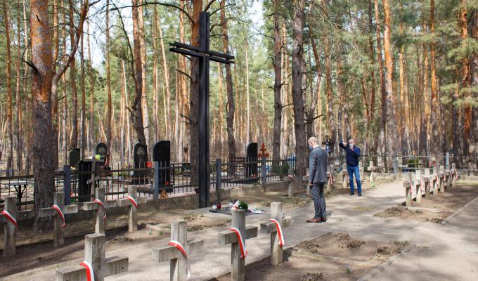 Вшанували пам'ять жертв Катинської трагедії Вшанували пам'ять жертв Катинської трагедії