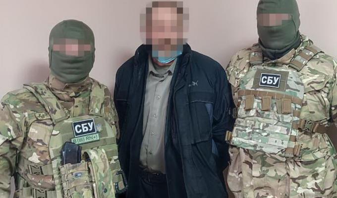СБУ затримала одного із ватажків незаконного збройного формування бойовиків «Казачья национальная гвардия» СБУ затримала одного із ватажків незаконного збройного формування бойовиків «Казачья национальная гвардия»