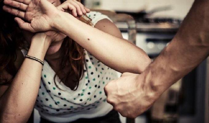 Консультує Міністр юстиції України. Домашнє насильство Консультує Міністр юстиції України. Домашнє насильство