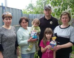 Привітали дітей