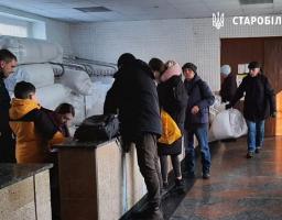 Працюють гуманітарні хаби для мешканців Луганщини
