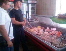 Розпочата діяльність робочої групи з питань обстеження об’єктів, що реалізують харчову продукцію підвищеного епідризику та боротьби з стихійною торгівлею