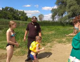 У Старобільському районі продовжується перевірка безпеки дітей