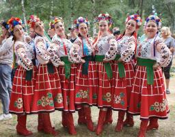 Старобільщина прийняла участь в обласному фестивалі української народної іграшки та гри