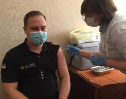 Вакцинація від  COVID-19 залишається єдиним шансом зупинити пандемію та уникнути нових локдаунів