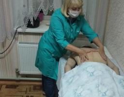 На базі відділення денного перебування КУ «Терцентр» (клуб «Ветеран») надаються медичні послуги з  масажу та  вимірювання тиску