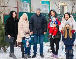 Напередодні новорічних свят привітали дітей з сімей, які опинилися в складних життєвих обставинах