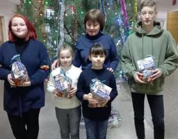 ВІТАННЯ ДІТЕЙ З НОВОРІЧНИМИ ТА РІЗДВЯНИМИ СВЯТАМИ
