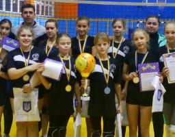 Змагалися юні волейболісти
