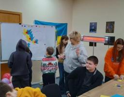 Заходи для дітей у гуманітарному хабі Старобільської РДА у Києві