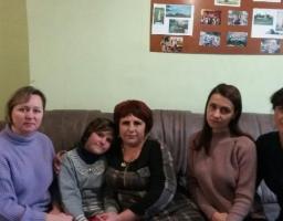 ІЗ ЗАКЛАДУ У РОДИНУ