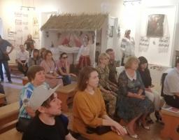 Історична лекція та демонстрація документальних фільмів про участь мешканців Донбасу в розвитку українського суспільства