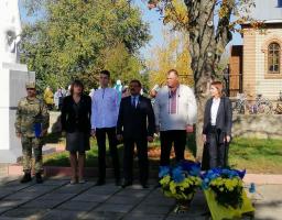 Урочистий мітинг та покладання квітів з нагоди святкування Дня захисника України та Дня українського козацтва