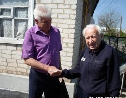 Керівництво райдержадміністрації відвідало ветеранів вдома