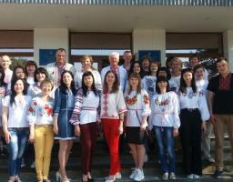 День вишиванки -  свято національної єдності