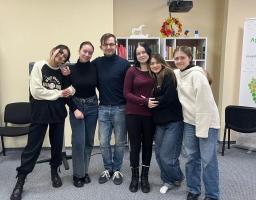 Заняття з акторської майстерності для підлітків у Гуманітарному хабі Старобільської РВА Луганської області 