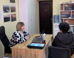 Координаційний центр з питань забезпечення реалізації прав і свобод внутрішньо переміщених осіб Старобільського району Луганської області повідомляє, що луганчани можуть проконсультуватися у різноманітних спеціалістів у центрі Києва